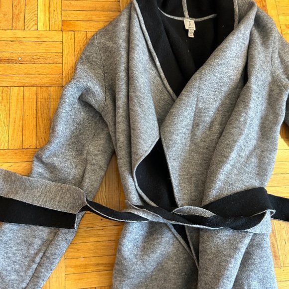 Long Robe Sweater - Picture 3 of 4